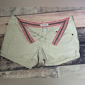 Abercrombie & Fitch Women's Beige Cargo Shorts